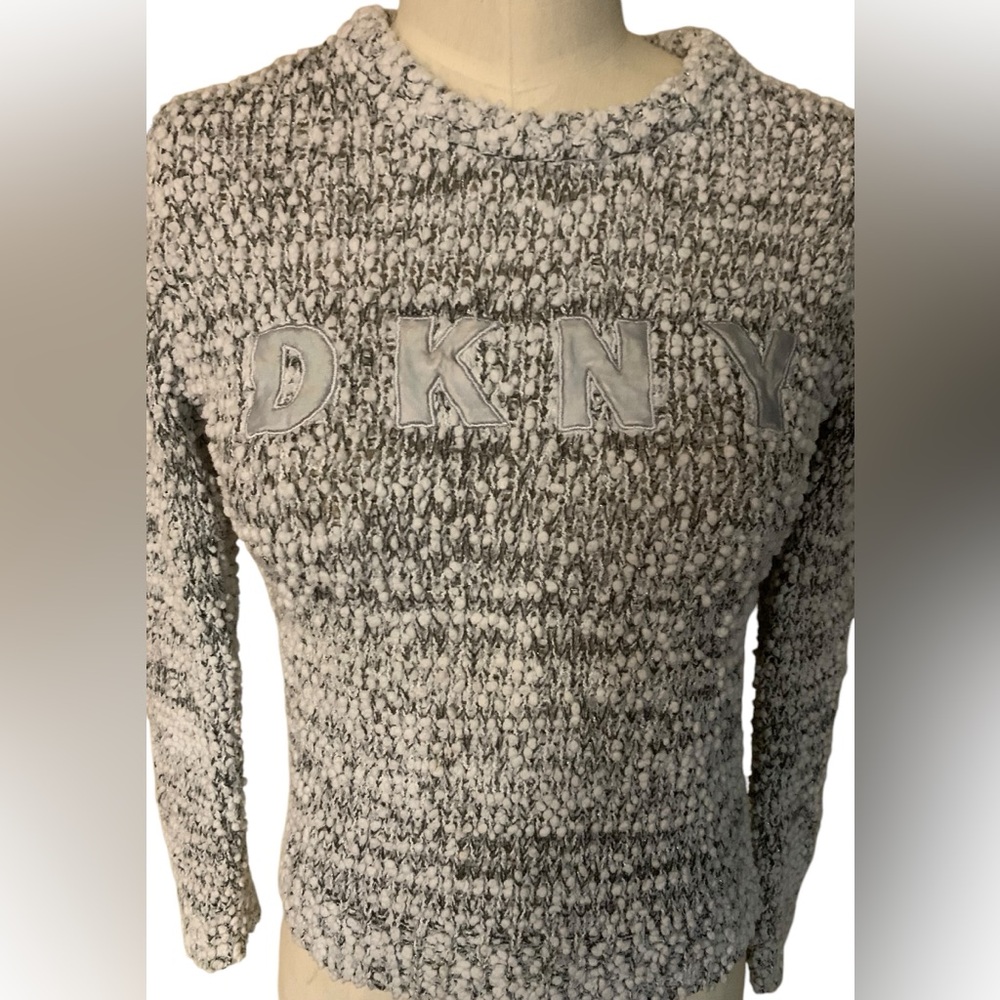 DKNY Logo Womens Gray Long Sleeve Crew Neck Sweater Medium - Picture 2 of 3